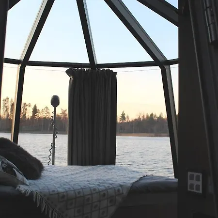 Luxury tent Aurorahut Aurantola *