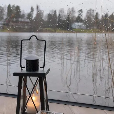 Luxusní stan Aurorahut Aurantola Kouvola