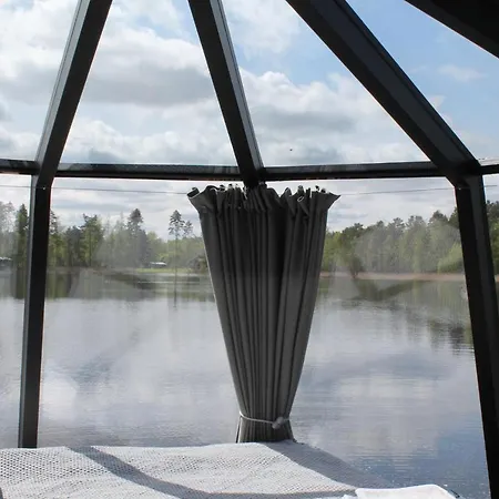 Luxury tent Aurorahut Aurantola Kouvola