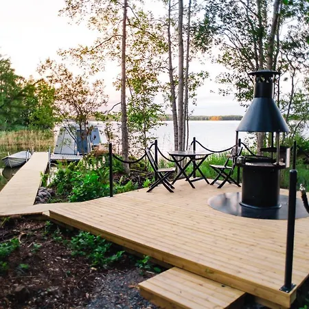 Aurorahut Aurantola Luxury tent Kouvola