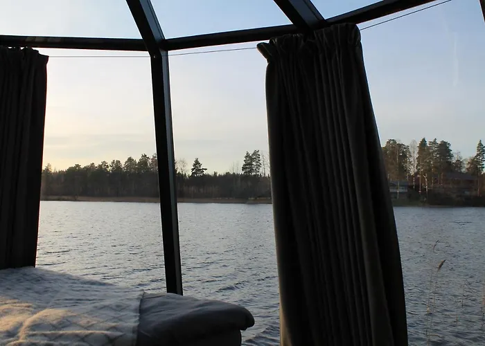 Aurorahut Aurantola *