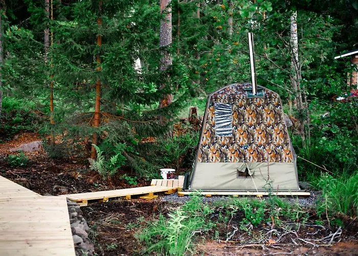 Aurorahut Aurantola *